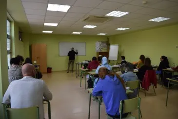  Personas desempleadas ponen a punto sus conocimientos en Lengua Castellana para continuar con su reciclaje formativo y abrir nuevos horizontes profesionales