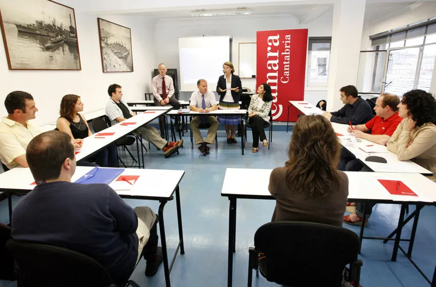  Celebrados los primeros “puntos de encuentro” para reunir a empresarios y emprendedores y propiciar nuevas empresas