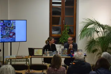 El comunicador Paco Pis rememora en el Centro Cultural Quijano sus vivencias en Piélagos