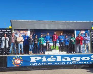  Cerca de 1.000 atletas disputaron en Parbayón la XXVII edición del Cross Real Valle de Piélagos