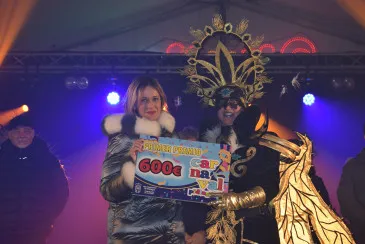  El grupo Jalea Real, primer premio del Concurso del Carnaval de adultos 2023 del Ayuntamiento de Piélagos