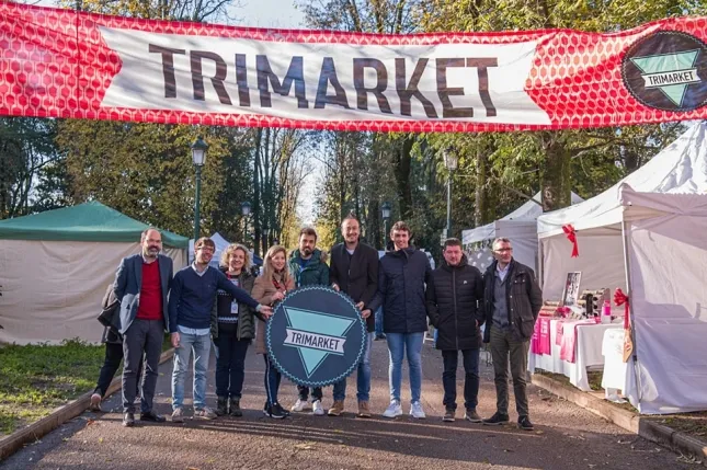 Noticias de Cantabria | El Cántabro | La Asociación Luchamos por la Vida recibe los 1.380 euros recaudados en Trimarket Navidad