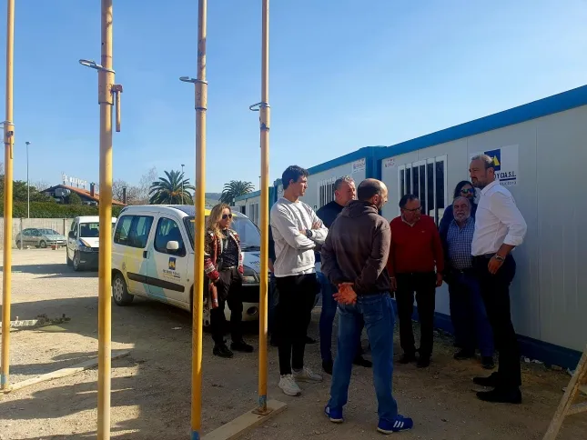 “Muy avanzadas” las obras de las piscinas de verano y campos de arena de Torrelavega
