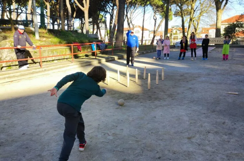Noticias de Cantabria | El Cántabro | Más de 180 niños de la ciudad se acercan al Bolo Palma
