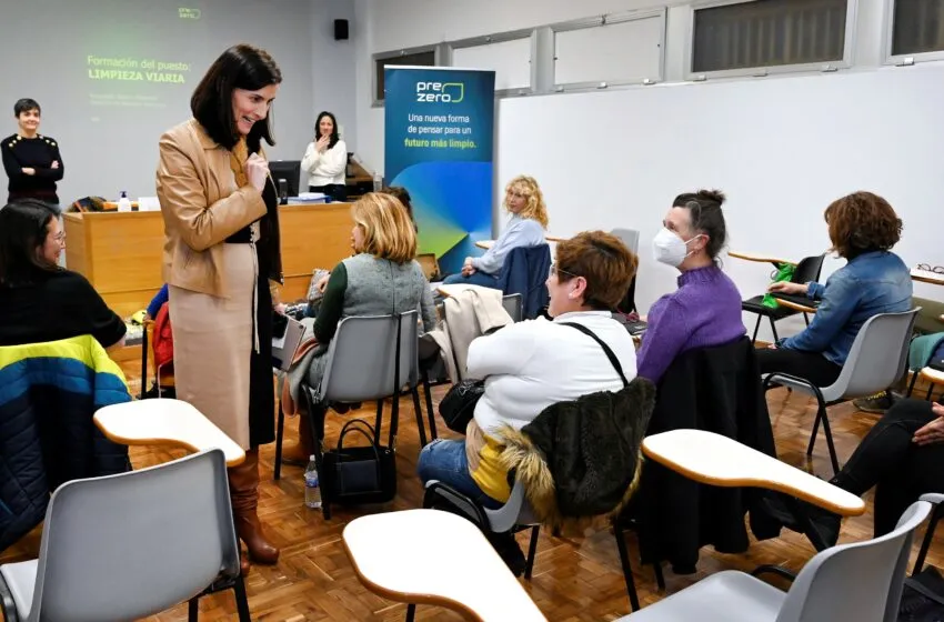 Noticias de Cantabria | El Cántabro | Ayuntamiento y PreZero ponen en marcha la Escuela de Oficios con la participación de 15 mujeres