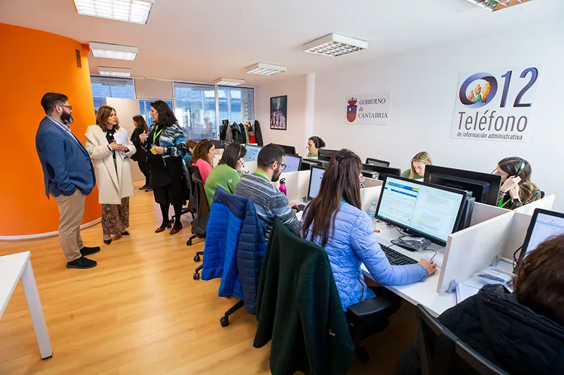  El Teléfono de Información 012 del Gobierno recibe el doble de llamadas de la ciudadanía que hace tres años