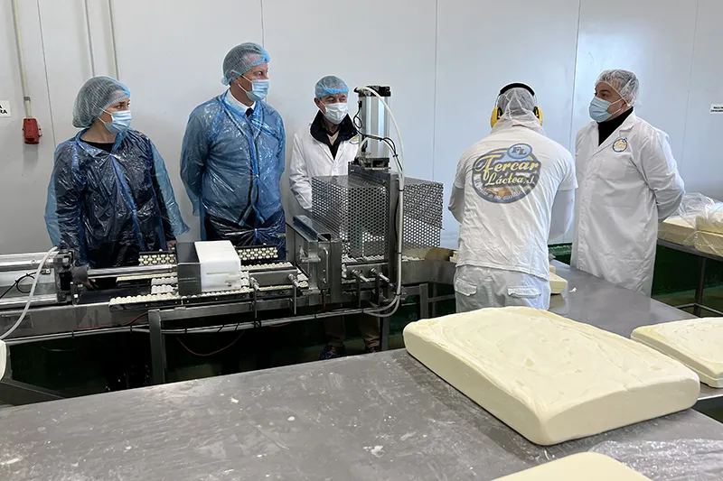  Blanco destaca el apoyo del Gobierno de Cantabria a la industria agroalimentaria y su apuesta por la Economía Circular