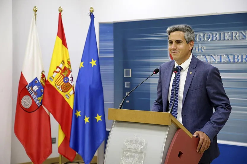  Zuloaga afirma que la nueva estructura orgánica nace de la necesidad de afrontar las nuevas responsabilidades y desafíos que tiene Cantabria