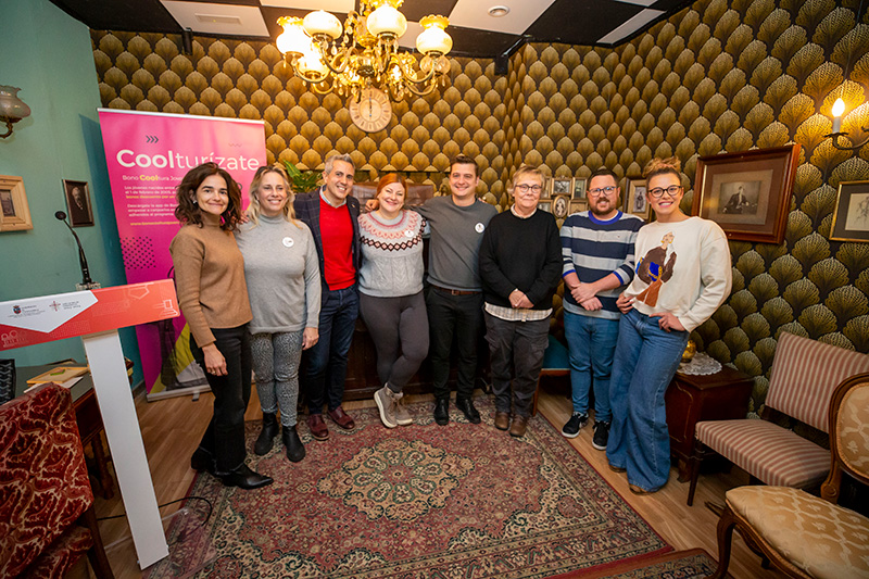  Zuloaga presenta la cuarta edición de Bonocooltura que incrementa su presupuesto hasta 150.000 euros para acercar la actividad cultural a 5.000 jóvenes de Cantabria