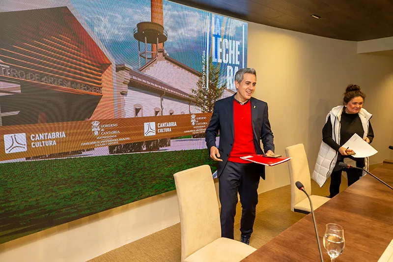  Zuloaga anuncia la apertura de la convocatoria de licitación de la primera fase del Centro de Artes de La Lechera, con un presupuesto de 4,5 millones de euros