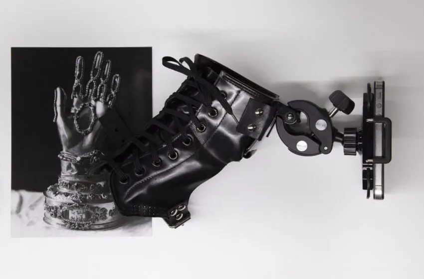  JOAN MOREY PRESENTA EN EL CENTRO BOTÍN LA PERFORMANCE “LA INFLUYENTE”, UNA REFLEXIÓN MUY ESPECIAL SOBRE LAS REDES SOCIALES Y SU INFLUENCIA