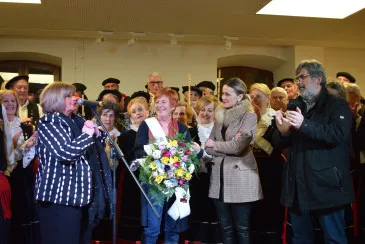  Eva Arranz recibe el título de Marcera Mayor 2023 de Piélagos