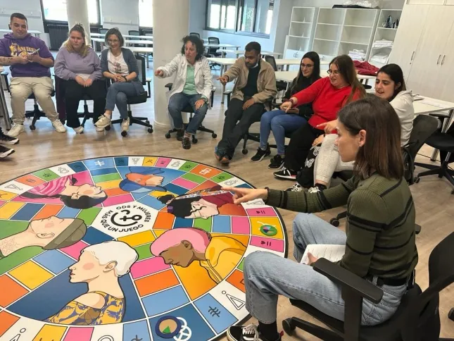 Noticias de Cantabria | El Cántabro | Alumnos/as de varios programas de la ADL participan en un trivial con perspectiva de género