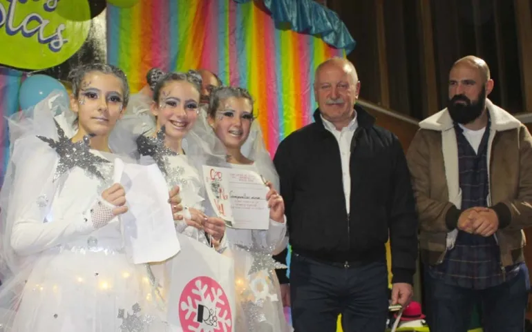  “Parchís y oca” y “Remordimiento” ganan los principales premios del Carnaval de la Nieve