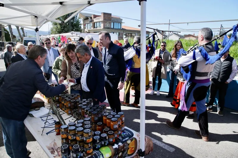  Revilla respalda la celebración de la III Gran Feria del Padre de Polanco y reafirma su apoyo al sector agroalimentario