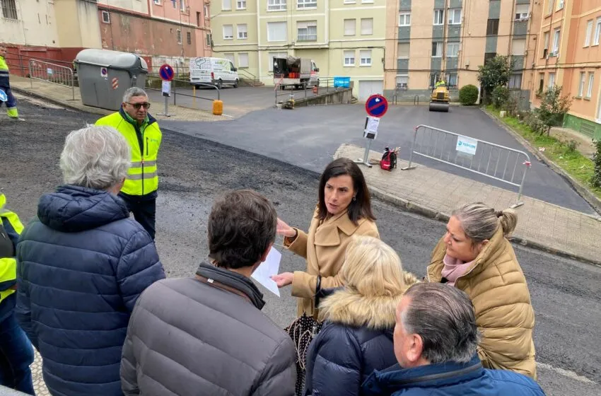 Noticias de Cantabria | El Cántabro | La alcaldesa comprueba el inicio de los trabajos de asfaltado de la calle Gerona