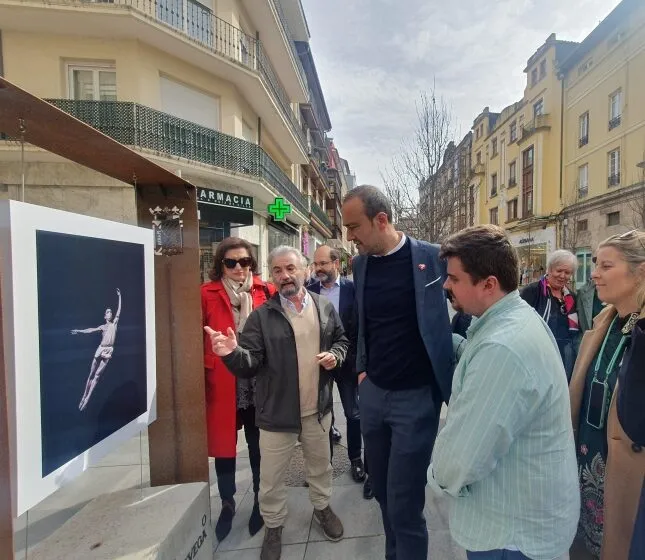  Inaugurada la exposición fotográfica del XV Concurso Internacional de Ballet Ciudad de Torrelavega