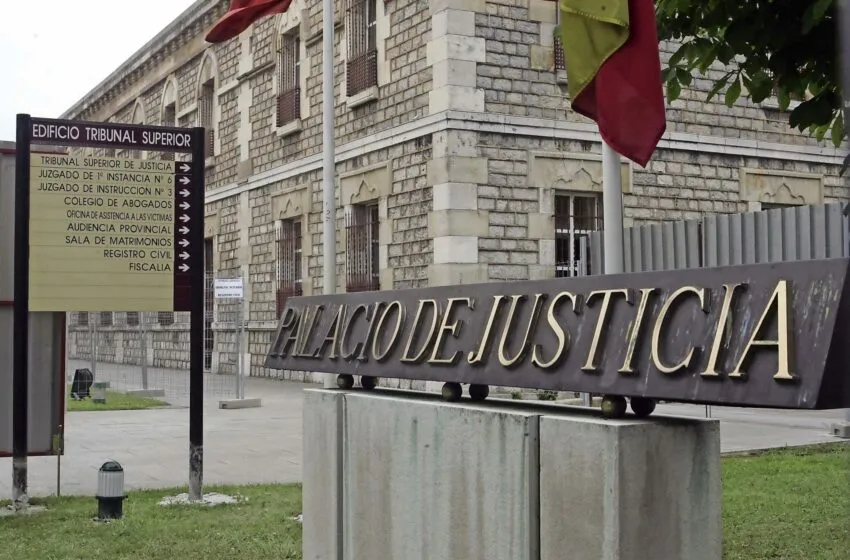  El juzgado acepta la petición del Gobierno para ampliar la causa a las empresas investigadas que participan en las licitaciones en marcha iniciadas por el funcionario detenido