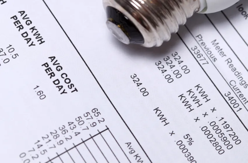  FACUA constató que el recibo de la luz del usuario medio en febrero de 2023 subió un 36%