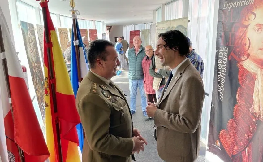  INAUGURADA LA EXPOSICIÓN SOBRE BLAS DE LEZO EN EL AYUNTAMIENTO DE ASTILLERO