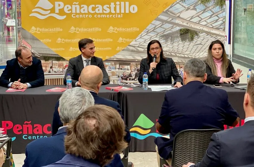 Noticias de Cantabria | El Cántabro | Igual ve en la renovación del Centro Comercial Peñacastillo una oportunidad para el empleo