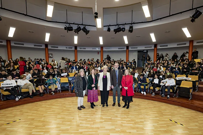  Más de 500 alumnos de Secundaria debaten sobre el cambio climático en un simulacro de Asamblea de Naciones Unidas