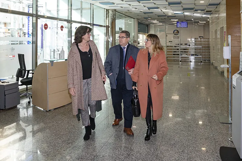  Políticas Sociales destinará cerca de 9 millones de euros más al año para mejorar la atención y dotar de más personal a los centros de atención a personas dependientes