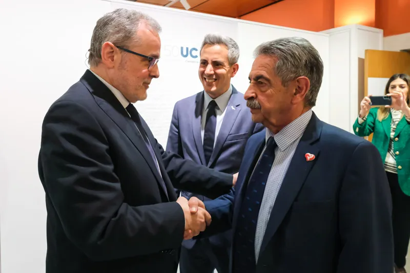  Revilla dice que la UC es una «historia de éxito» que ha dado «un plus de calidad» a Cantabria