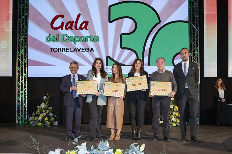  El Gobierno de Cantabria reitera su apoyo al deporte de Torrelavega en la celebración de su gala anual