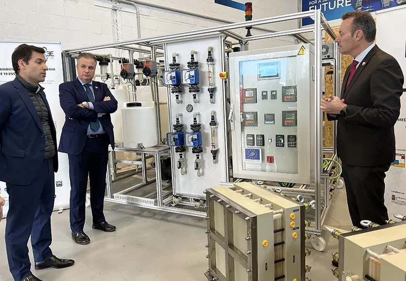  Blanco avanza que Cantabria contará con un sistema pionero en la reutilización y recuperación energética de las aguas residuales antes del verano