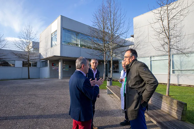 Noticias de Cantabria | El Cántabro | Sanidad continúa el refuerzo de Atención Primaria con cinco equipos de soporte para asistencia en residencias y urgencias más accesibles