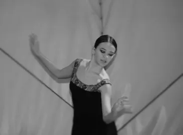  Lidia Ayala, alumna de la Escuela municipal de danza de Piélagos, semifinalista en el XVI Concurso internacional de ballet ciudad de Torrelavega