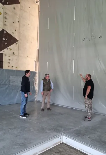 Noticias de Cantabria | El Cántabro | El Ayuntamiento de Piélagos adjudica a ingeniería aventura la ampliación del rocódromo del Polideportivo municipal de Parbayón por 23.595 euros