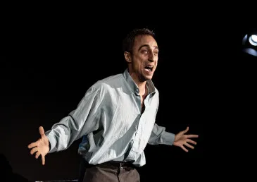  “Italianenses”, una obra maestra del teatro de narración italiano, clausurará este viernes en Oruña de Piélagos la IX edición de ‘SOLO TÚ’