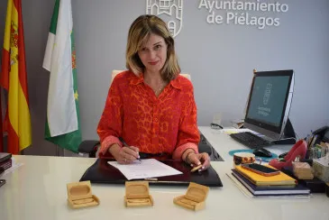  El Ayuntamiento envía el documental sobre las mujeres de ciencia del municipio a los centros educativos de Piélagos