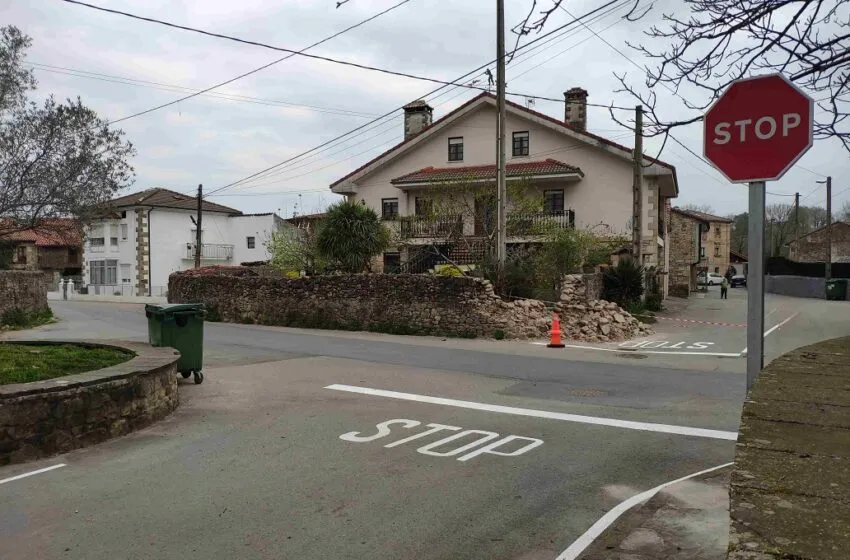  El Ayuntamiento inicia las actuaciones para mejorar la seguridad vial en el cruce de la ermita del barrio San Antonio de La Abadilla