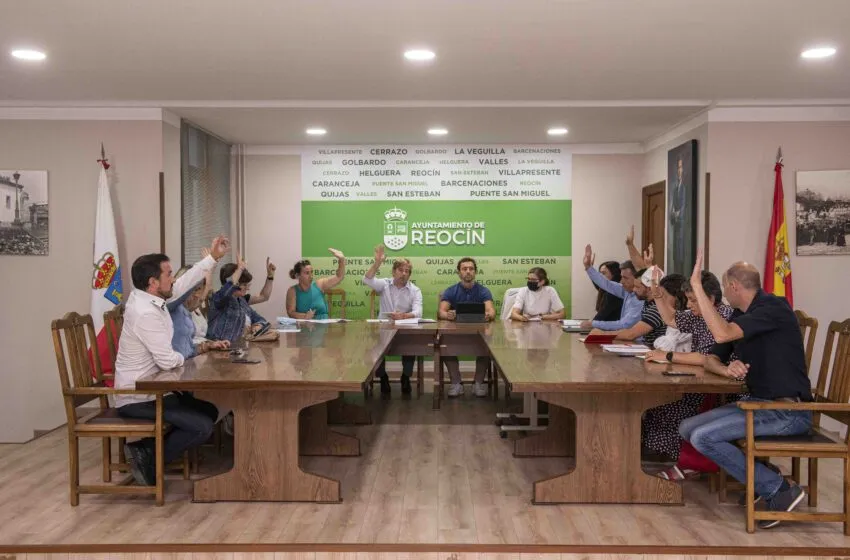  Reocín finiquita la ‘deuda del agua’ con un último pago de unos 700.000 euros