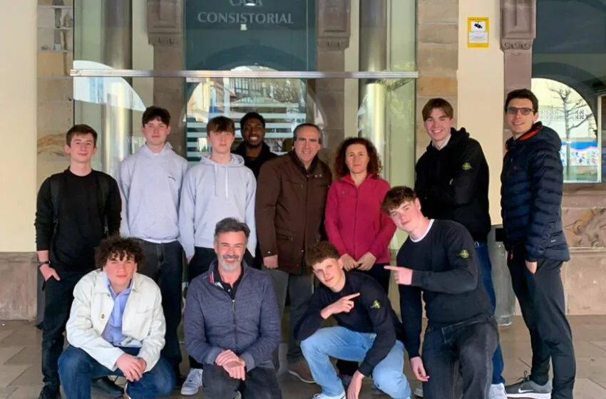  Comillas retoma los cursos de inmersión lingüística con el objetivo de consolidar al municipio como destino educativo 