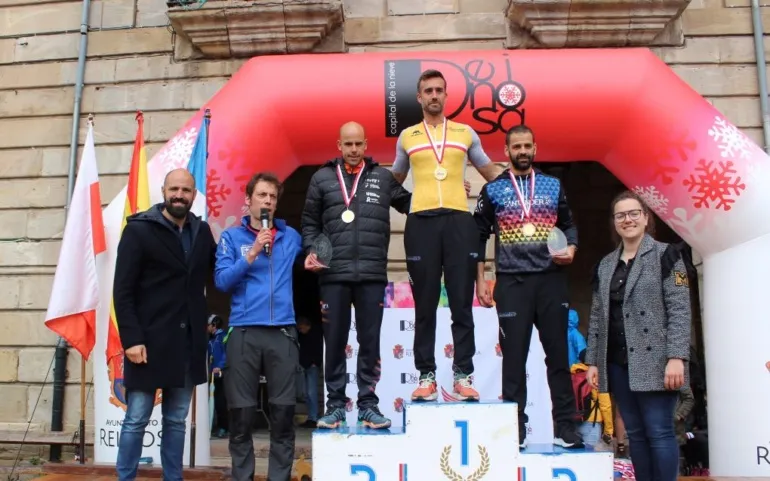  Iván Bartolomé y Laura Alvarez se proclaman en Reinosa campeones de Cantabria de Duatlón