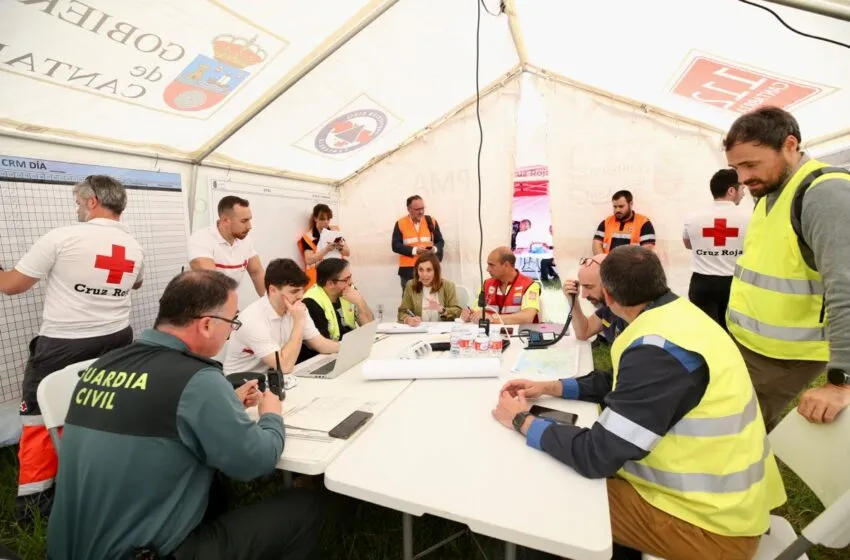  El Gobierno y Dynasol ensayan la respuesta conjunta ante riesgo químico en un simulacro con más de 40 personas