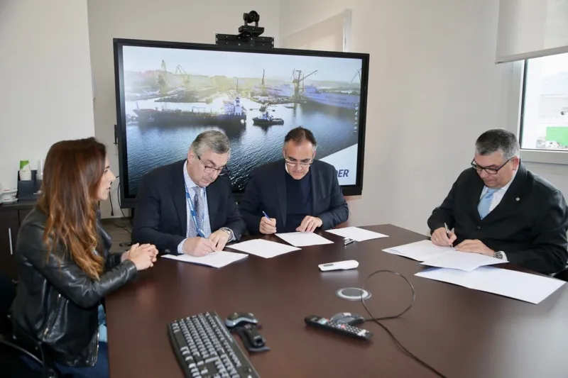  FMV, la Hermandad de Donantes de Sangre y ASTANDER firman un convenio para difundir y facilitar la donación de sangre entre los trabajadores del astillero