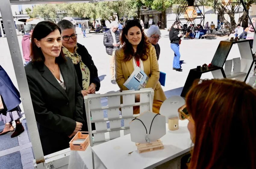 La Plaza de Pombo acoge hasta el domingo la II Feria de Primavera de Artesanía de Santander