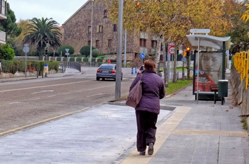  Santander instalará cerca de 60 nuevas marquesinas en paradas del TUS que carecen de ellas