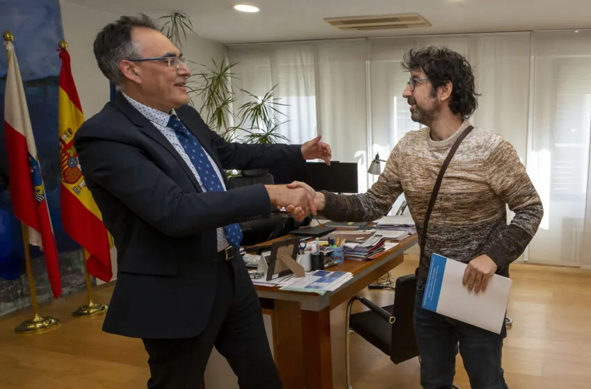 Sanidad y el Colegio de Fisioterapia abordan acciones en Atención Primaria con la participación de estos profesionales