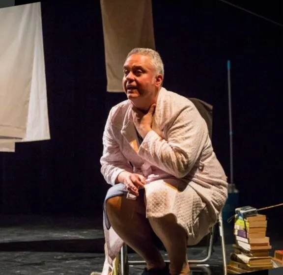 Teatro: «S.L. Sus Labores»