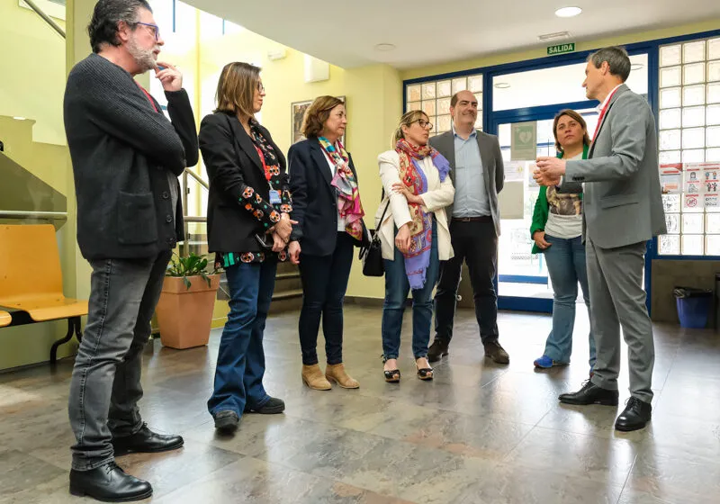 Gobierno y Cruz Roja desarrollan un proyecto de empleo destinado a receptores de renta social básica y alquiler social