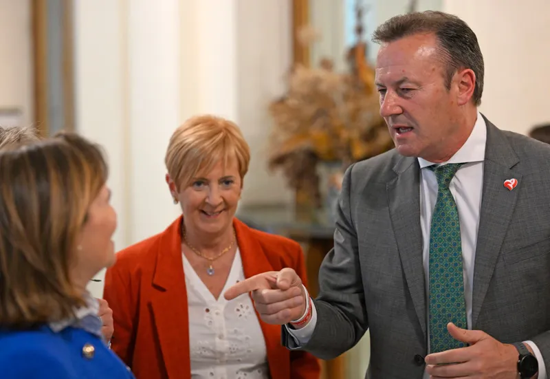  Blanco traslada al ministro su preocupación por la amenaza «bastante real» de una bajada del precio de la leche