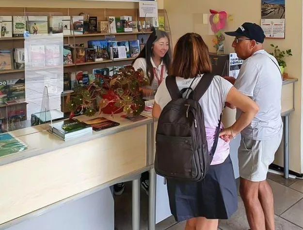  La Oficina Municipal de Turismo de Comillas atendió a unos 5.500 turistas durante el mes de abril