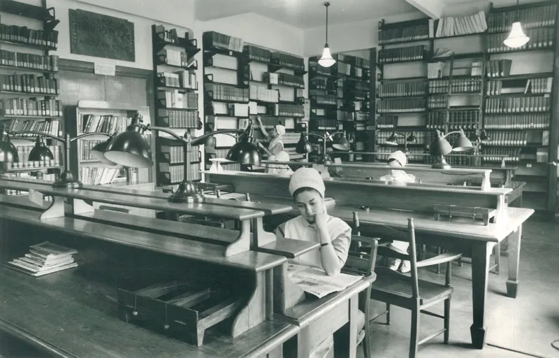 La biblioteca de Valdecilla lanza un taller para preservar y poner en valor las vivencias de los profesionales sanitarios de Cantabria
