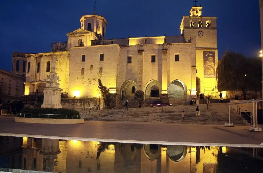  El Ayuntamiento solicita una subvención para dinamizar el patrimonio histórico con uso turístico